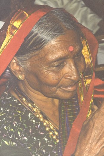 Folk Singer Phakiravva 